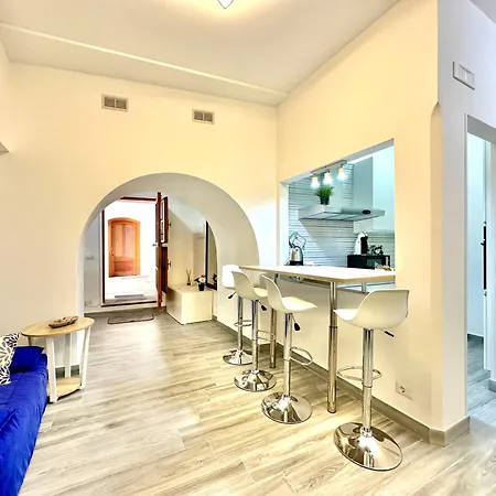 Casa Letizia تْشيفالو